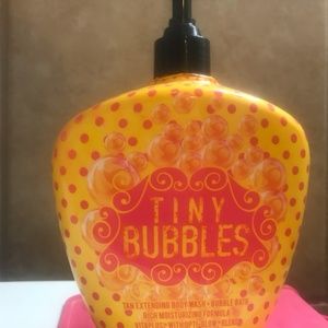 Tiny Bubbles Tan Extending Body Wash